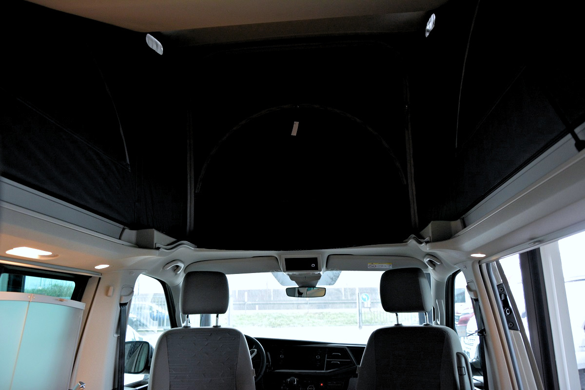 VW T6 California Ocean Austelldach innen front